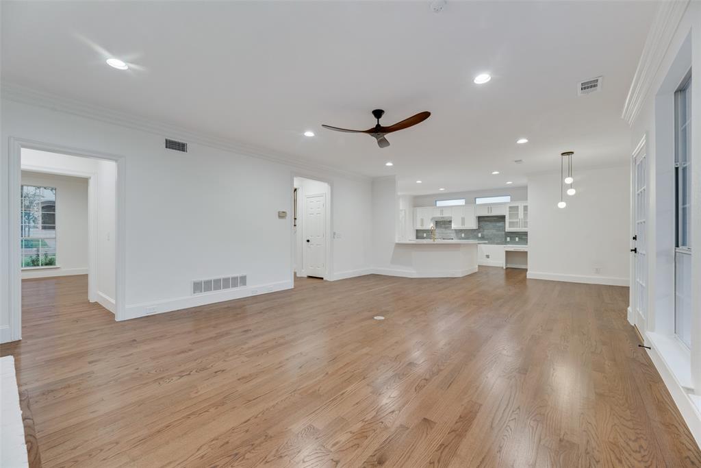 S M U Heights - Residential