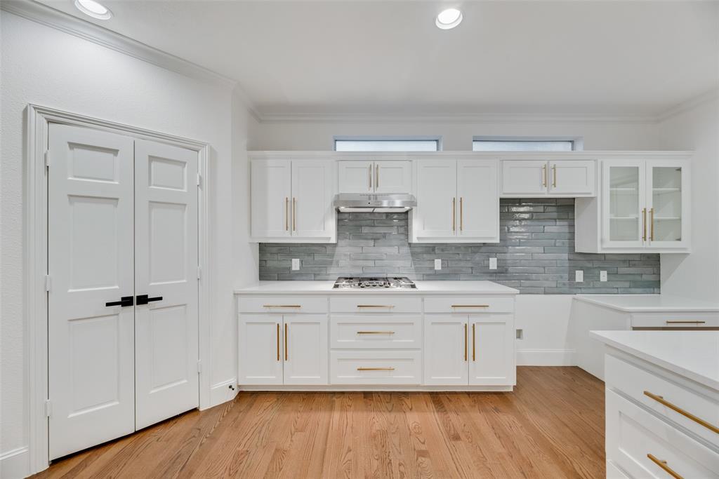 S M U Heights - Residential