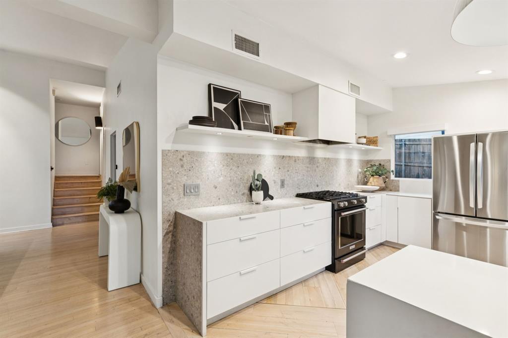 Ravina Heights - Residential