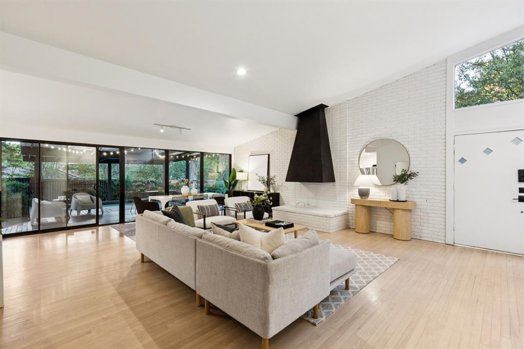 Ravina Heights - Residential