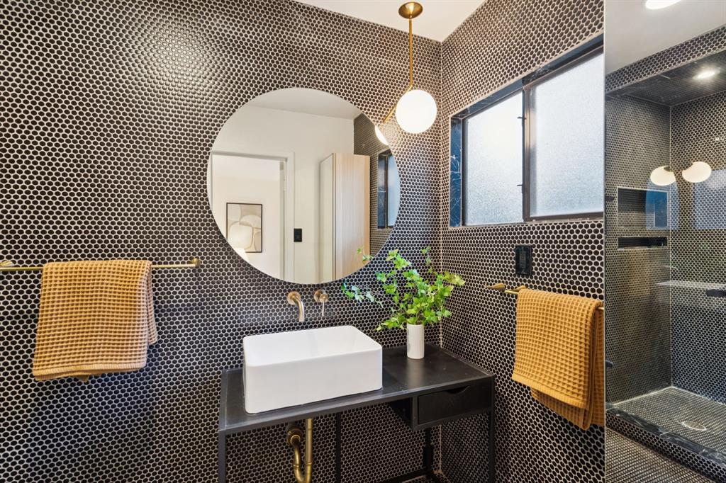 Ravina Heights - Residential