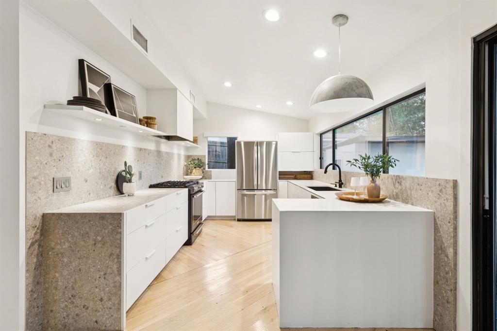 Ravina Heights - Residential