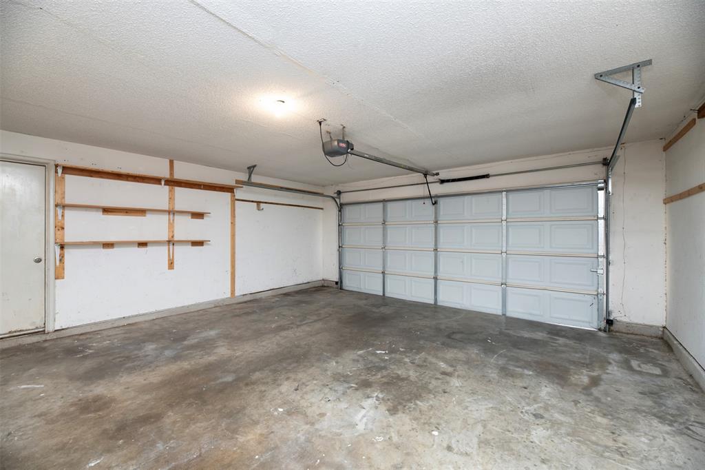 Country Meadow Ph One - Residential