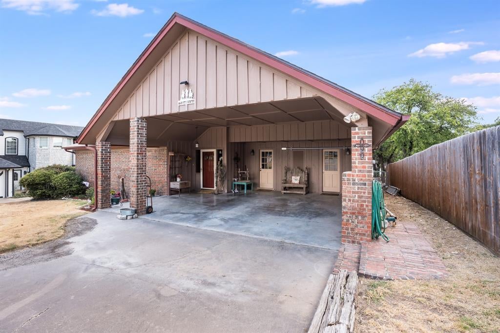 643 S Rough Creek Court