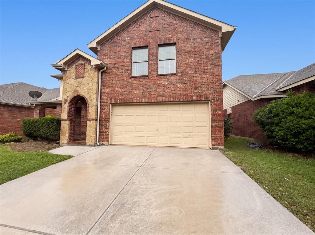Photo of 1005 Atlanta Drive, Denton, TX 76208 (MLS # 21252110)