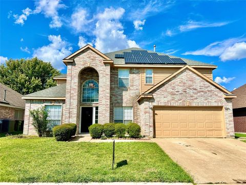 405 Milton Drive Arlington TX 76002