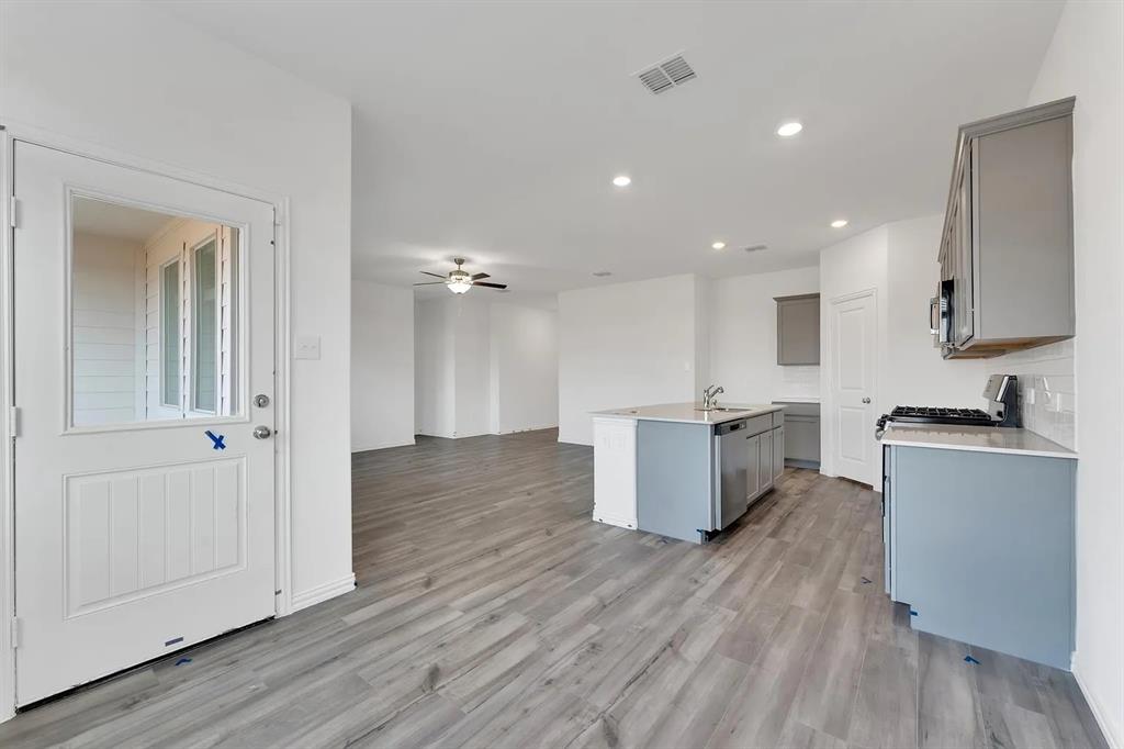 Sendera Ranch - Residential Lease