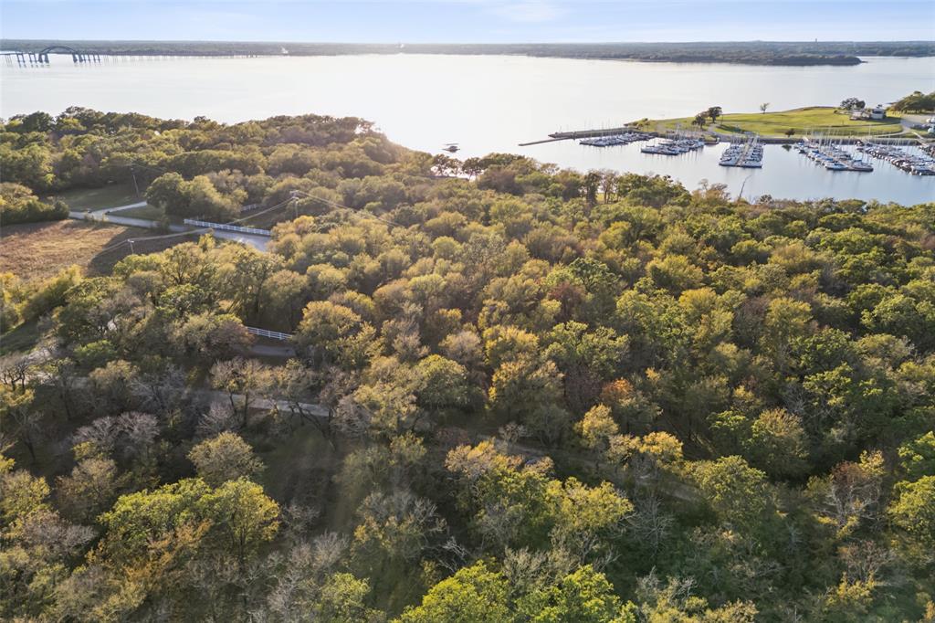 350 W Dickson Lane
