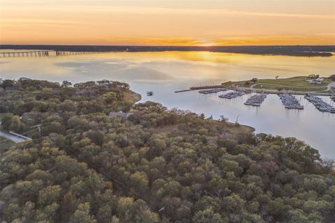 350 W Dickson Lane Oak Point TX 75068