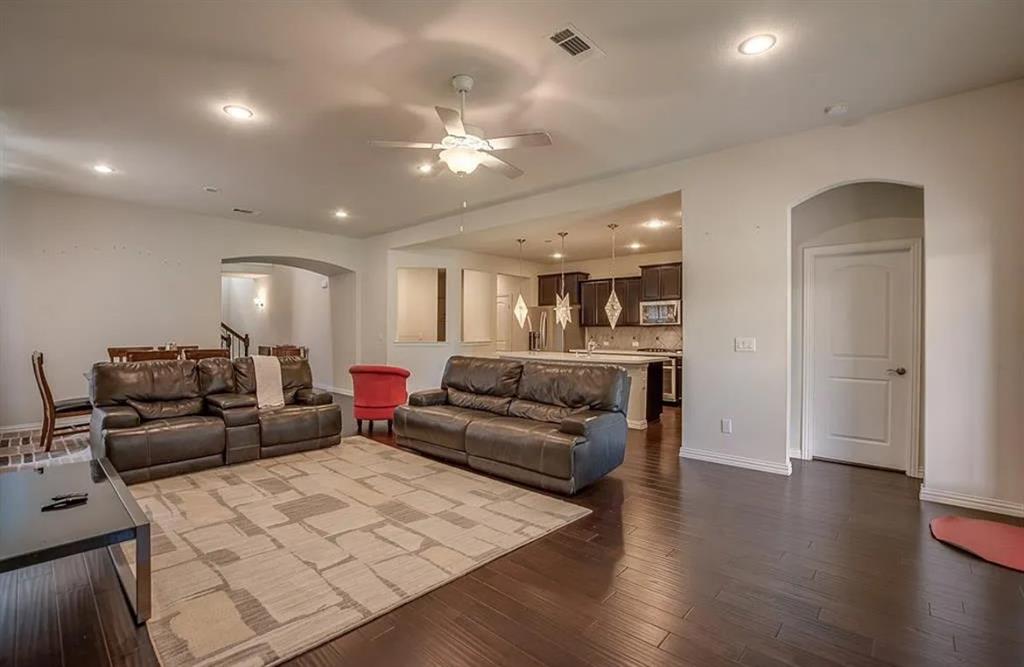 Brentwood Ph One - Residential Lease