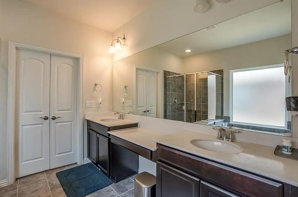 Brentwood Ph One - Residential Lease