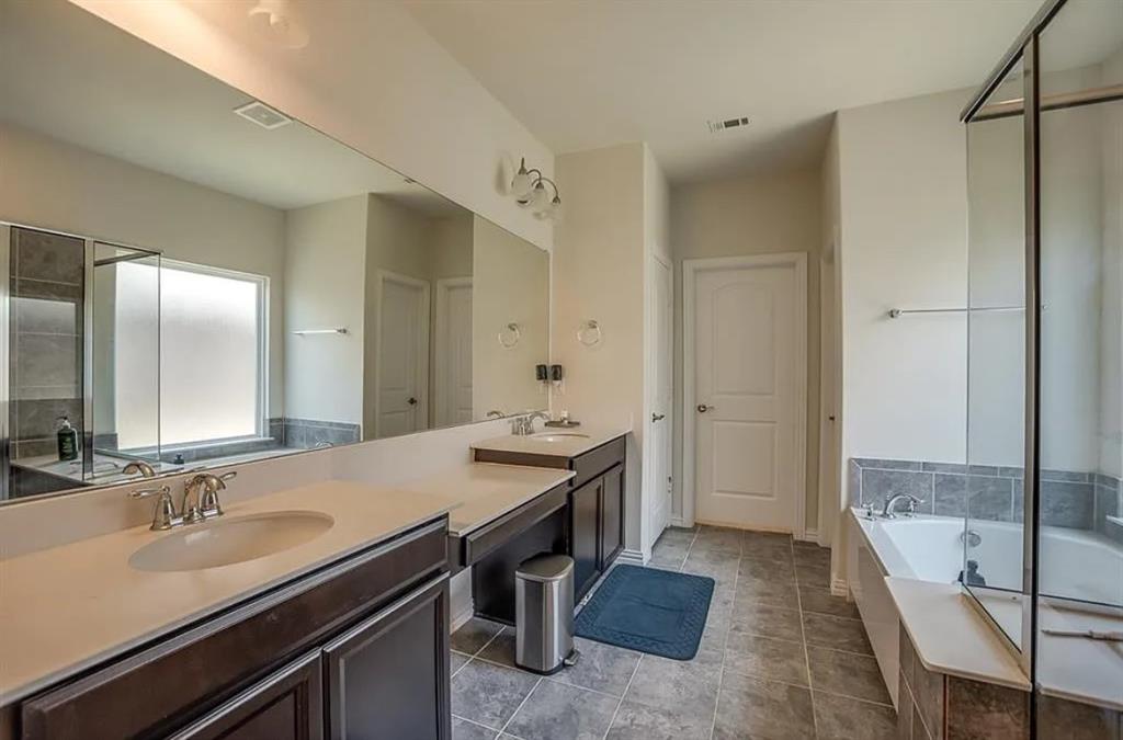 Brentwood Ph One - Residential Lease