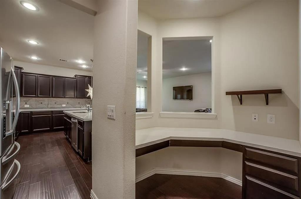 Brentwood Ph One - Residential Lease