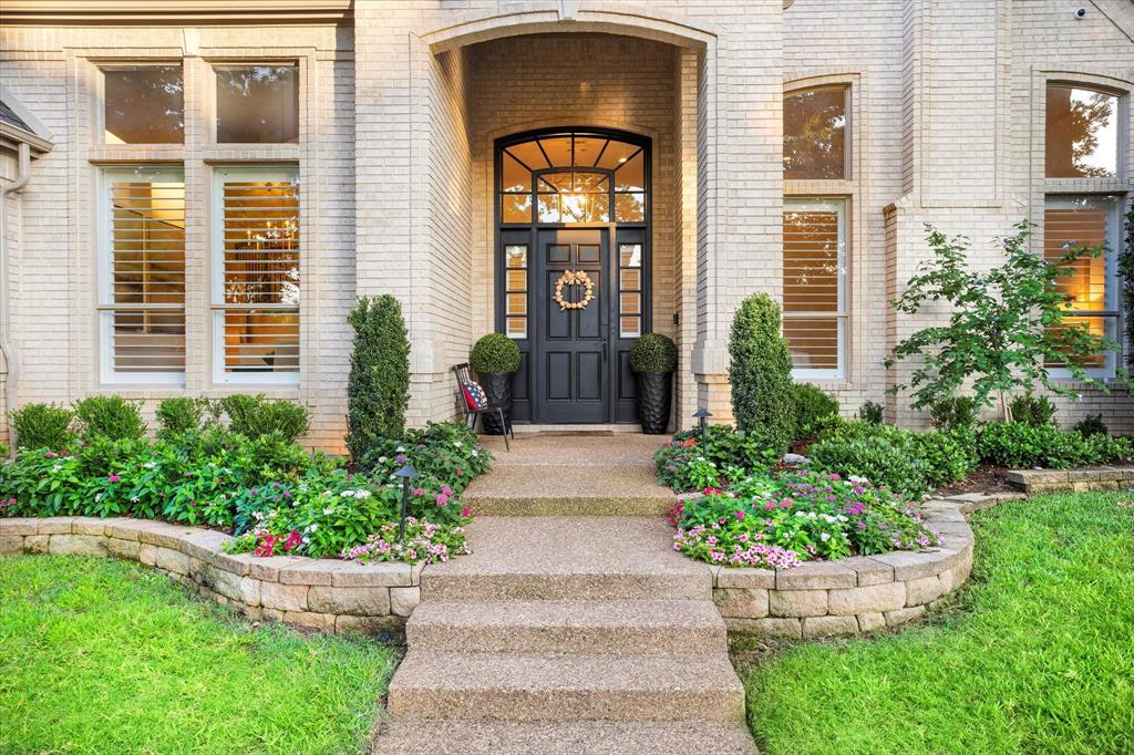 5301 Willow Lane
