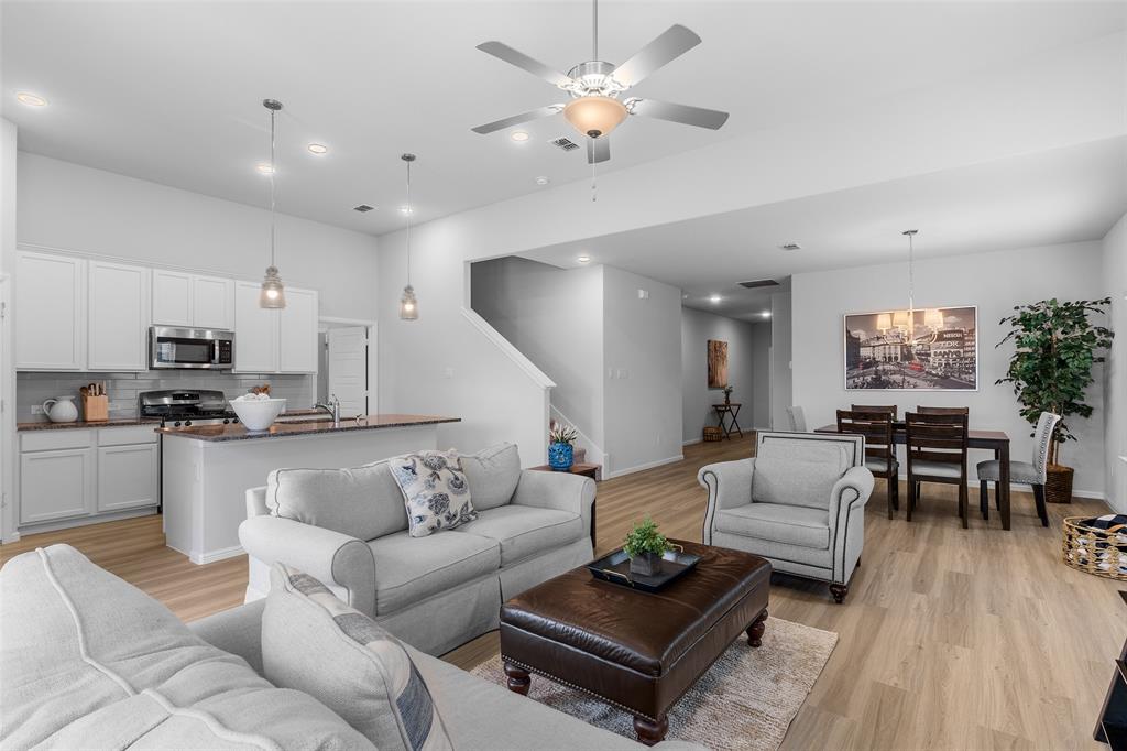 928 Violet Way