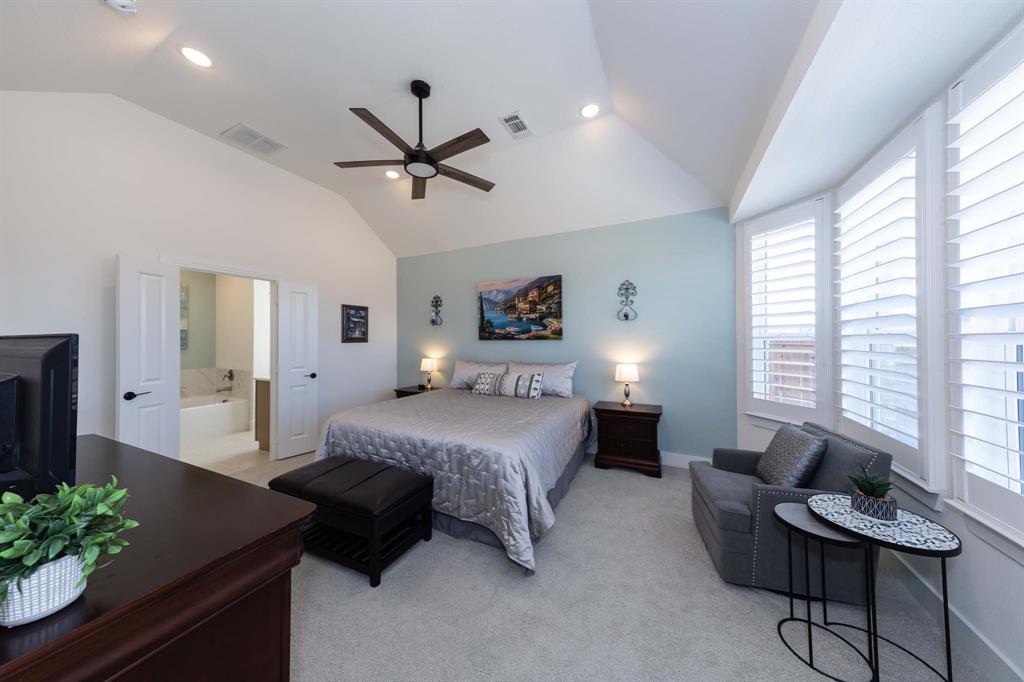 Gateway Village The Reserve - Residential