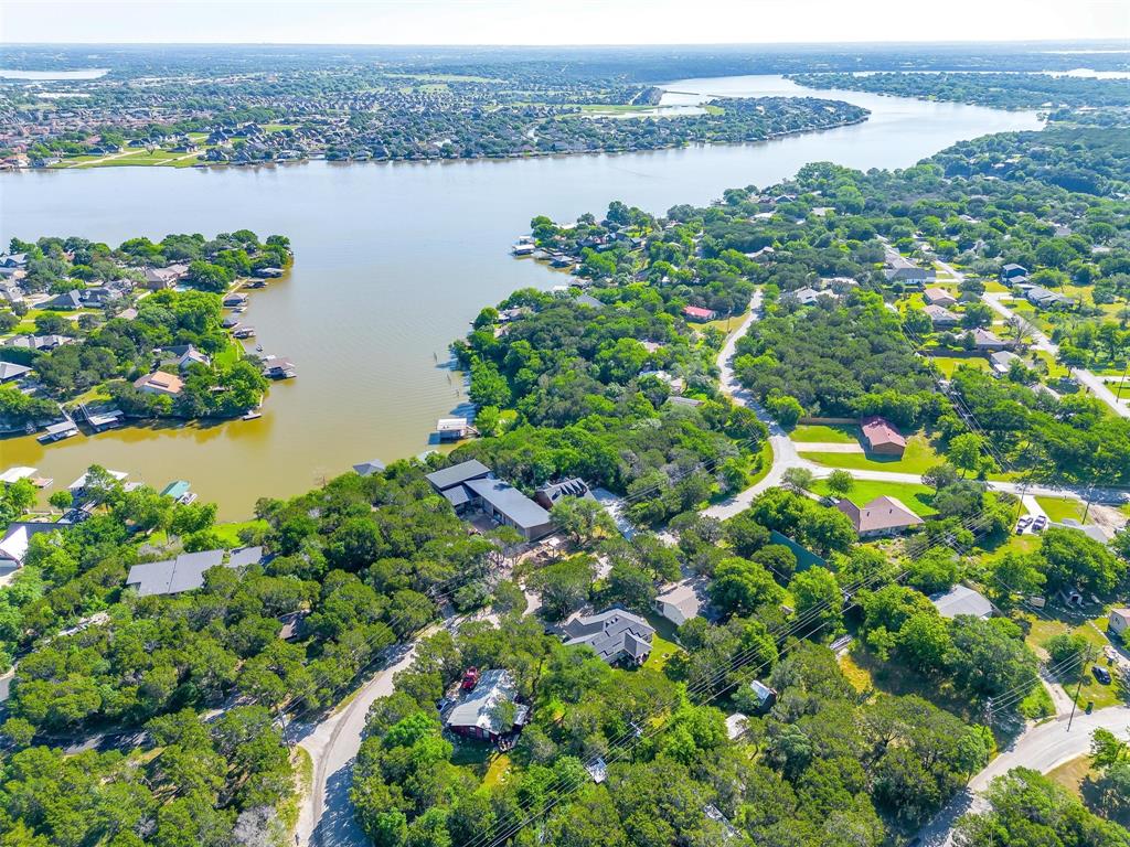 228 Rock Harbor Drive