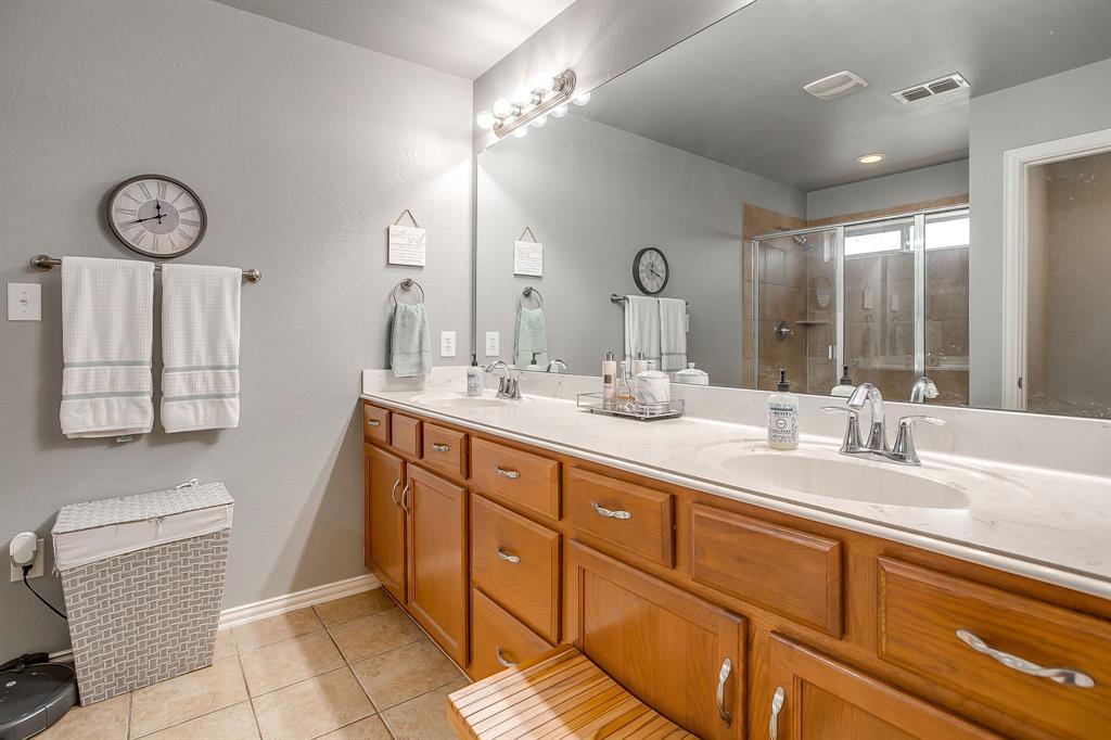 Mountain Valley Lake Tr - Residential