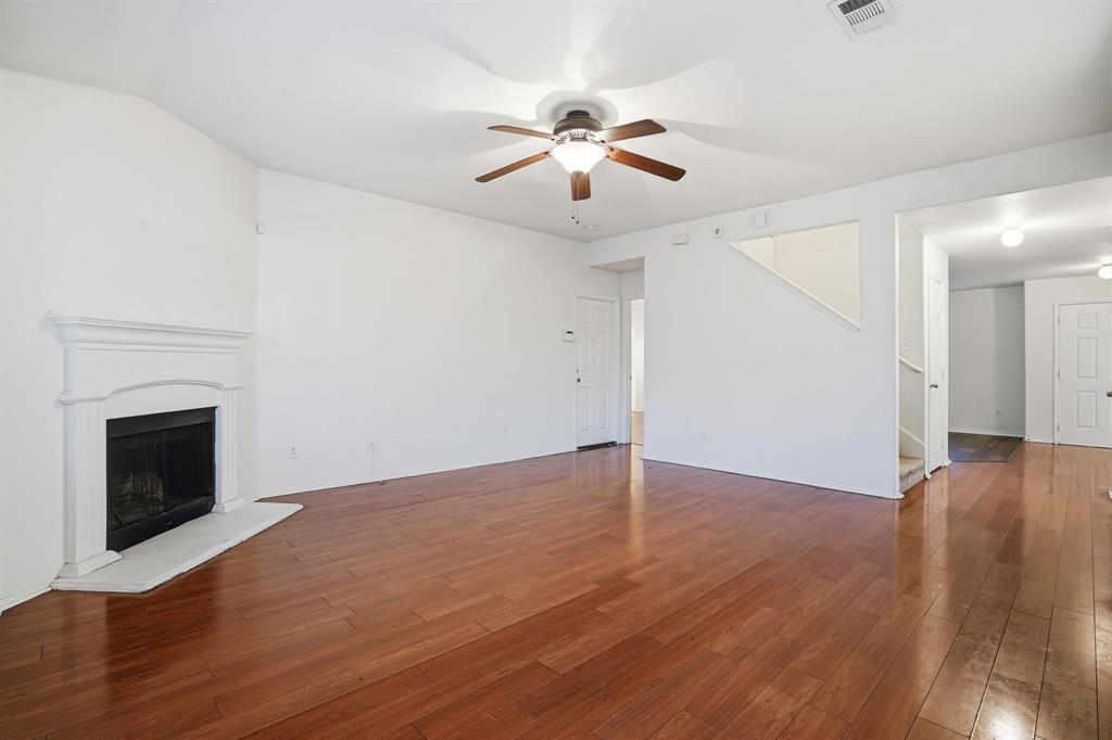 Hickory Crk Ests Ph I - Residential