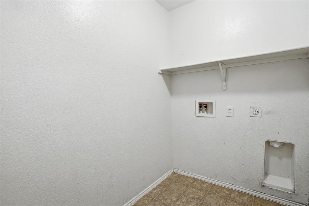 Hickory Crk Ests Ph I - Residential