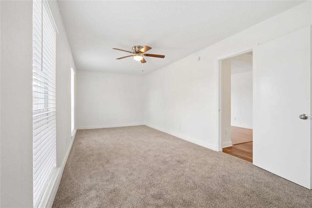 Freeway Park 02 - Residential