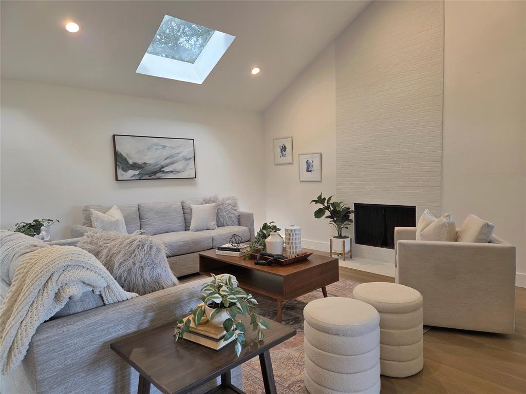 233 Woodcrest Drive