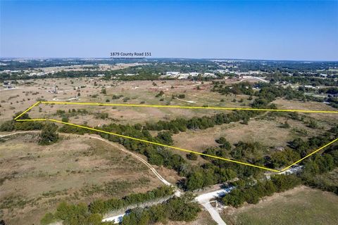 1879 CR 151 Gainesville TX 76240