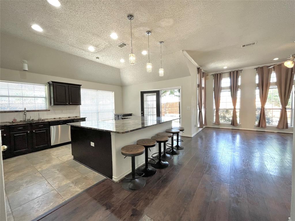 6404 Meadowview Court