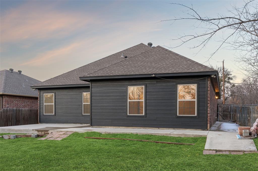 Douglas Park Add - Residential