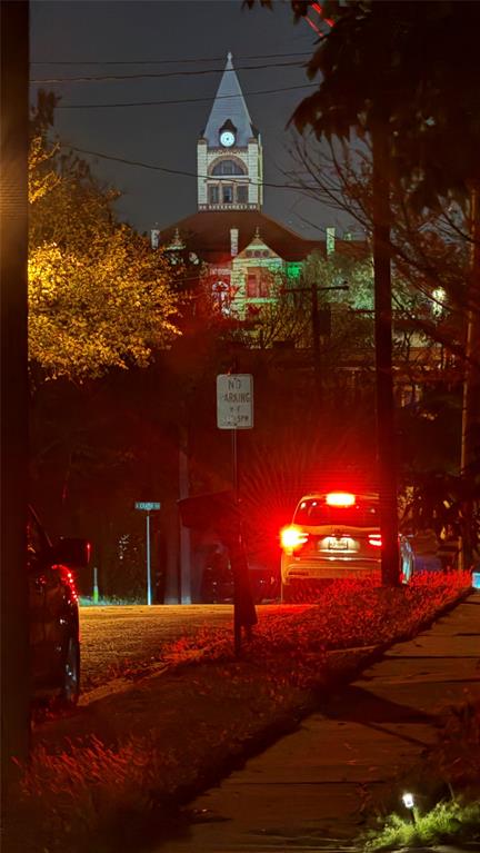 740 W College Street