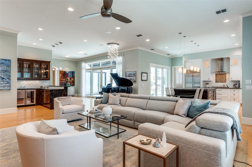 Lake Forest Ph G - Residential