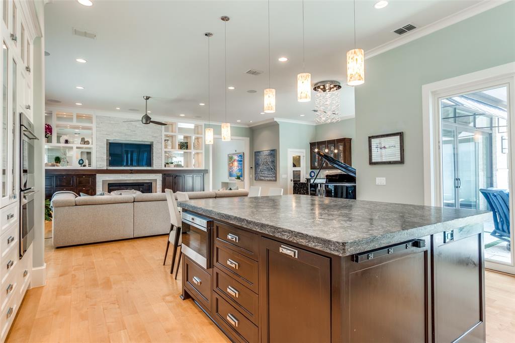 Lake Forest Ph G - Residential