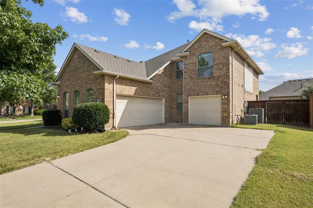 1001 Pheasant Lane