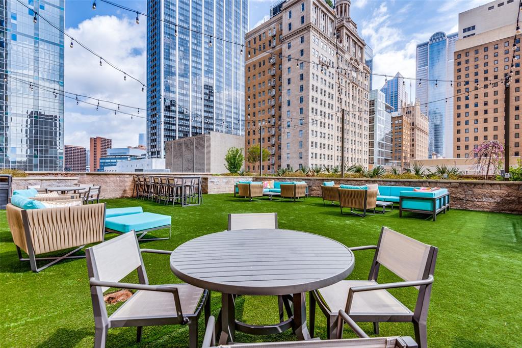 Metropolitan 1200 Main St Condo - Residential