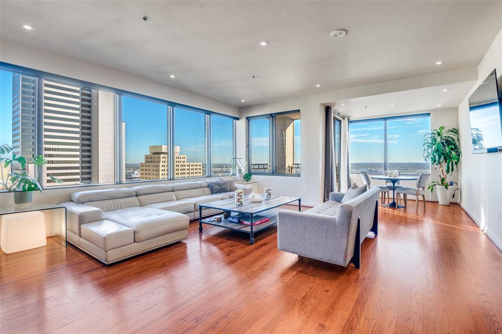 1200 Main Street 2412