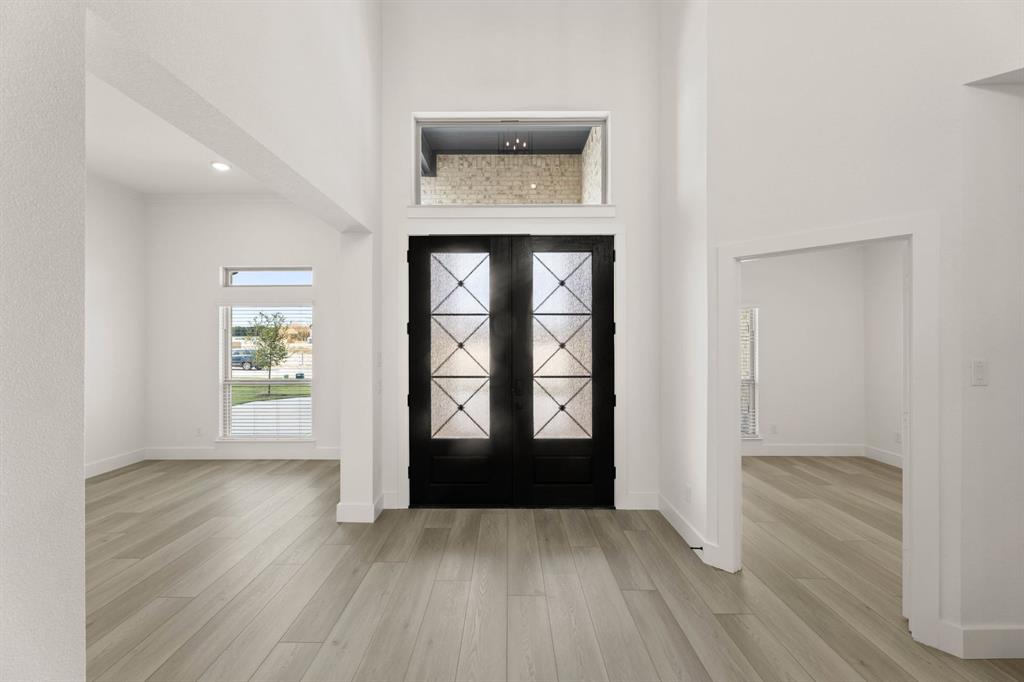 1818 Whisperwood Way