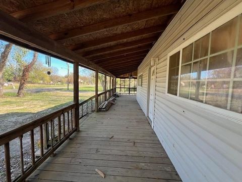 A home in Pecan Gap