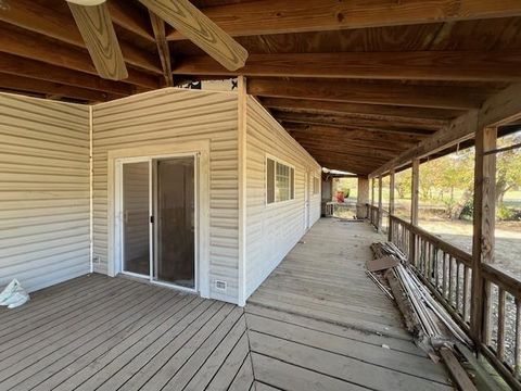 A home in Pecan Gap