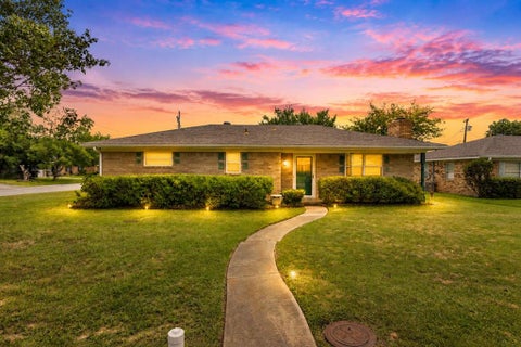 Photo of 3501 Austin Avenue, Greenville, TX 75402 (MLS # 21296537)