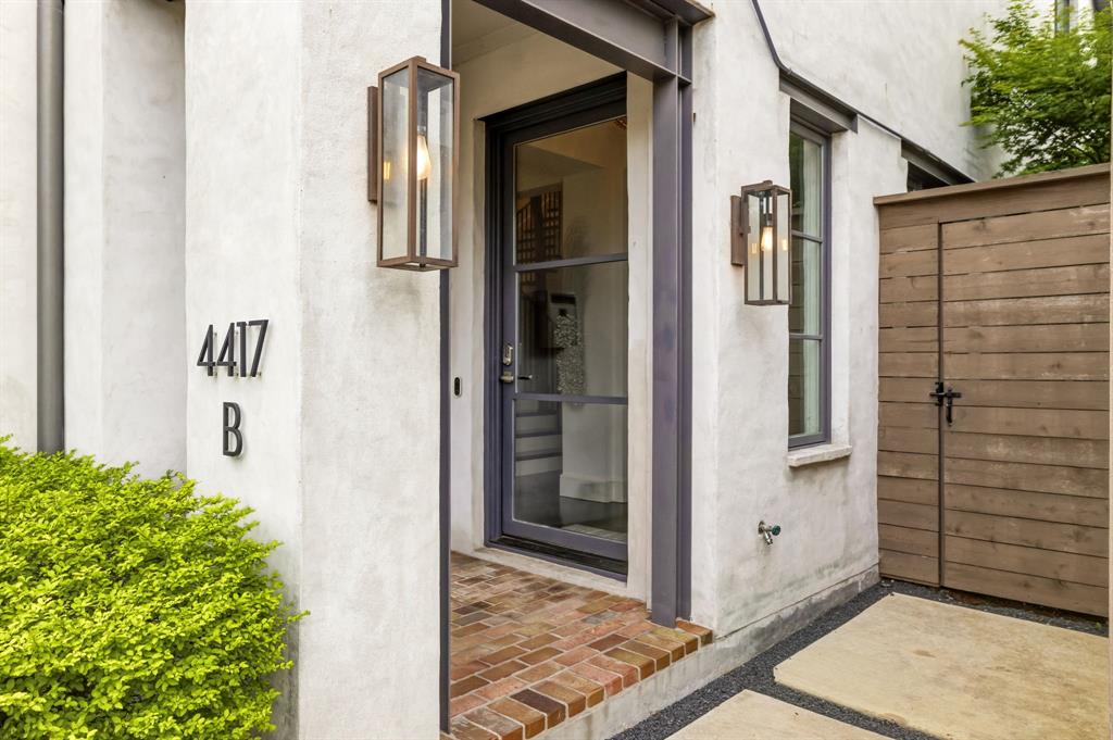 4417 University Boulevard B