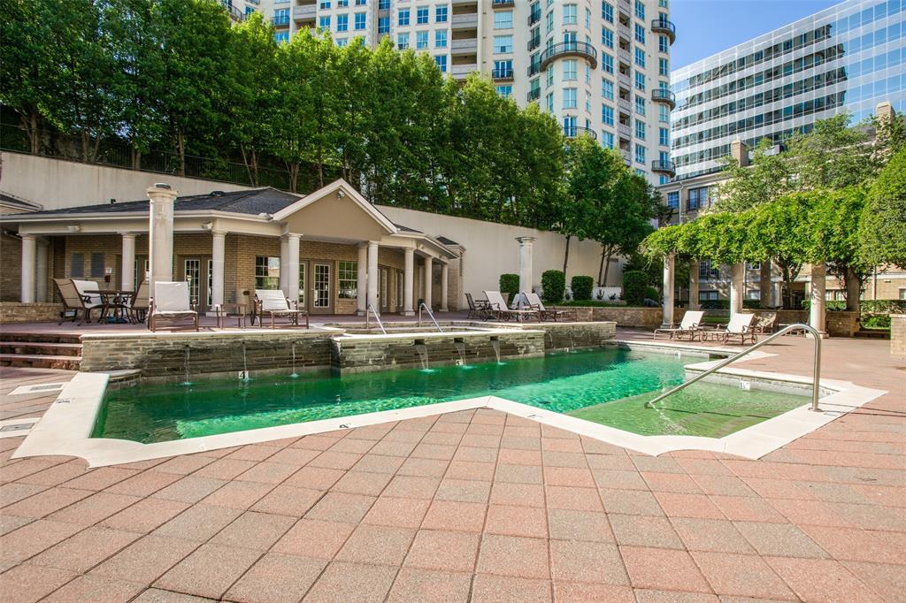 Wyndmere Condos - Residential