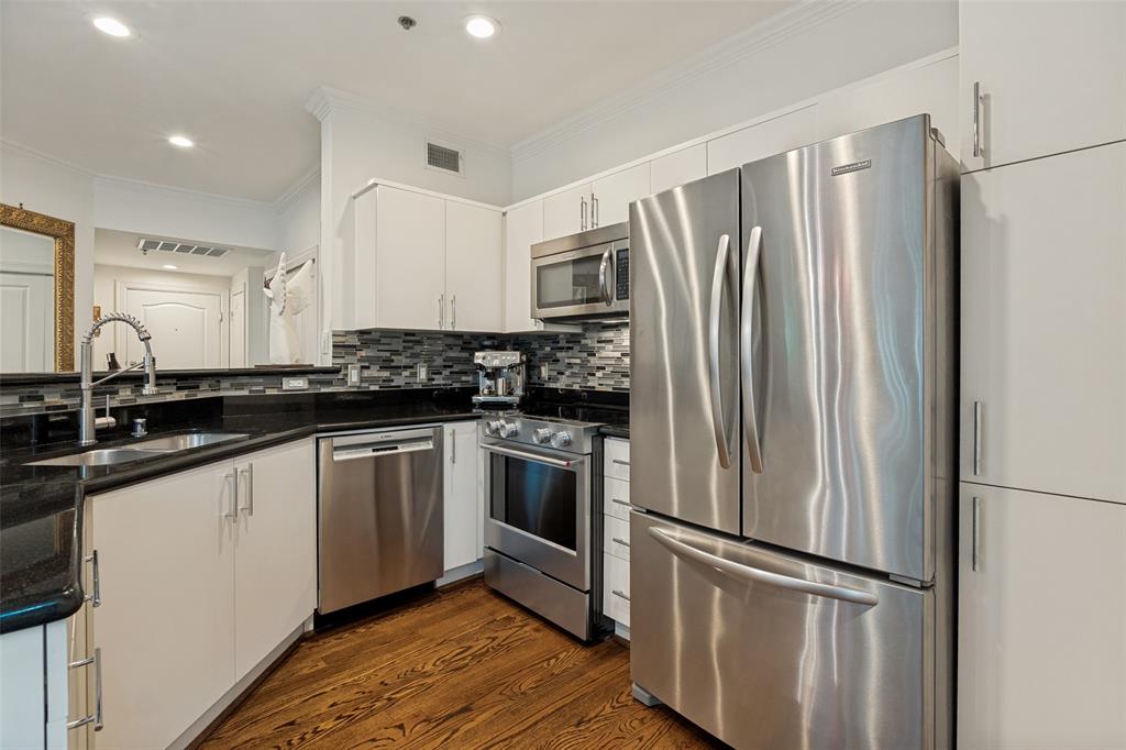 Wyndmere Condos - Residential