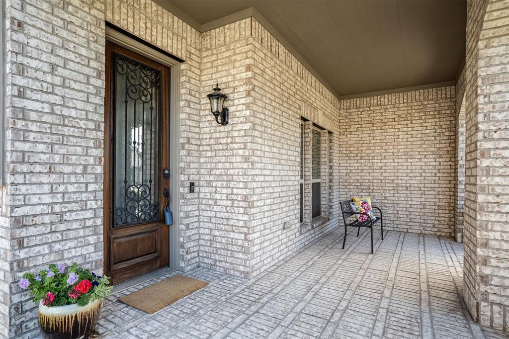 2900 Emerald Trace Drive