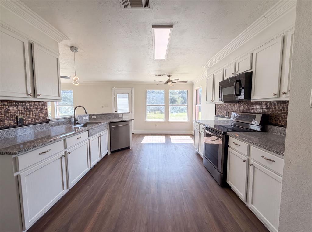 3940 Victory Court