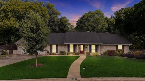 Tiny photo for 2811 Reedcroft Drive, Farmers Branch, TX 75234 (MLS # 21396521)