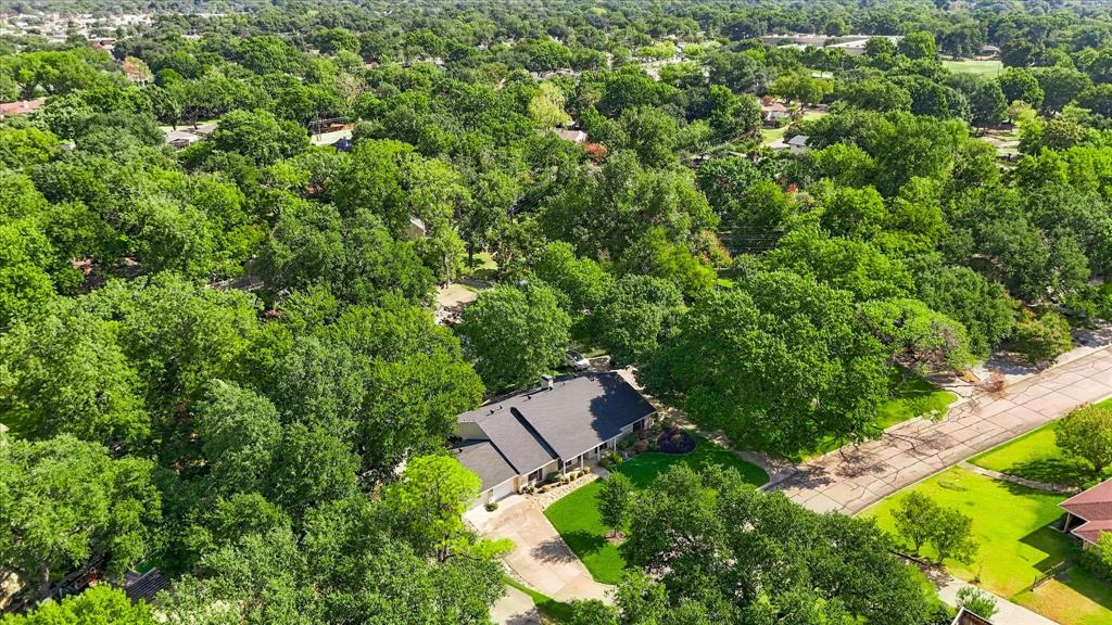 2811 Reedcroft Drive
