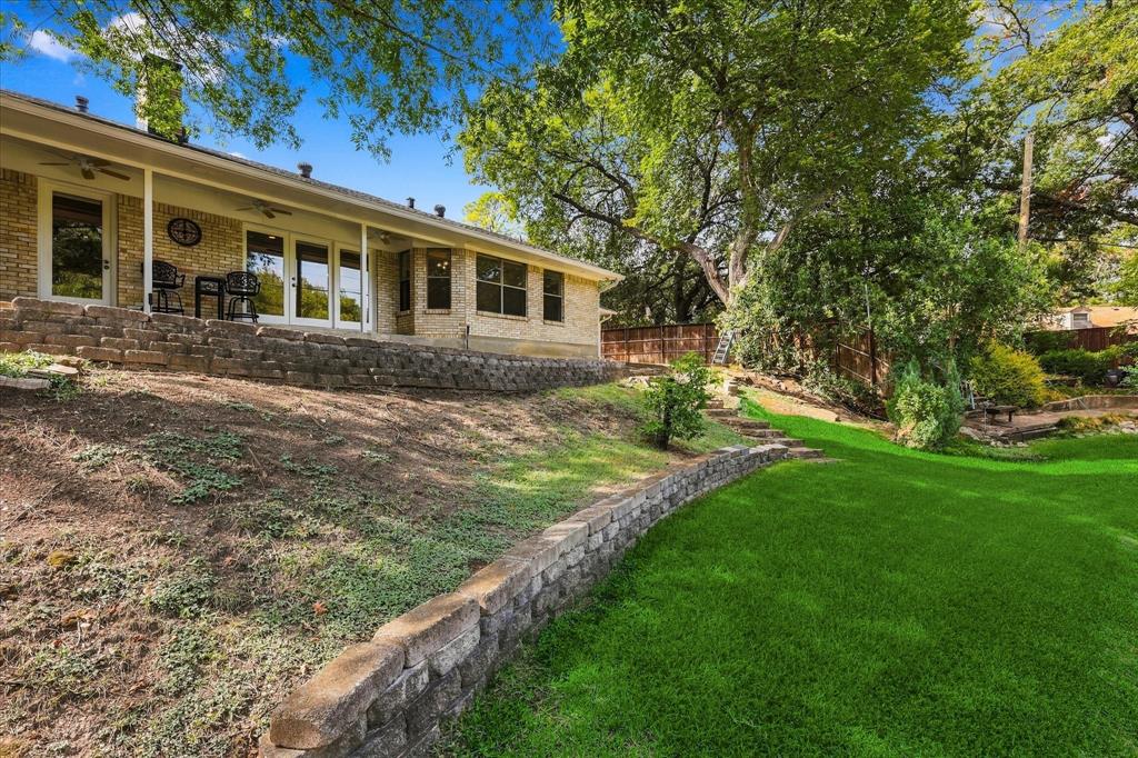 2811 Reedcroft Drive