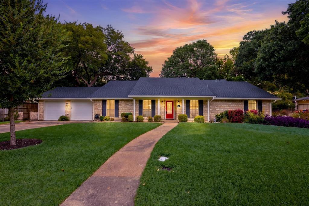 2811 Reedcroft Drive
