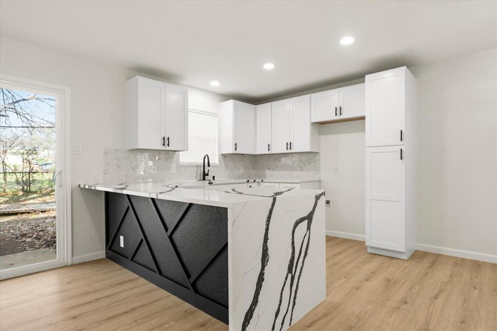 Oakridge Haltom City - Residential