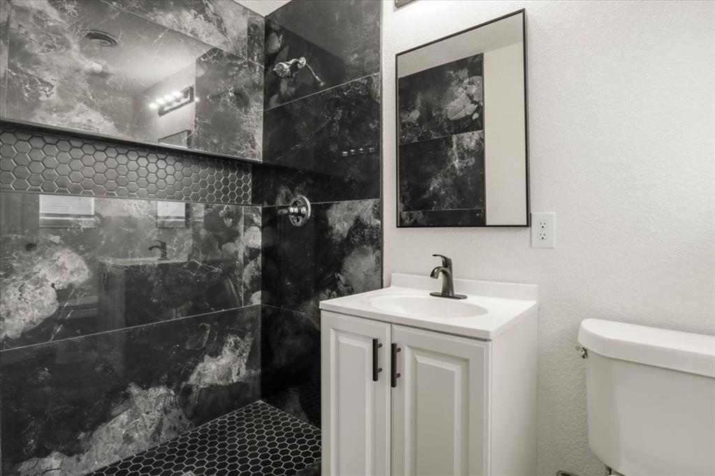 Oakridge Haltom City - Residential